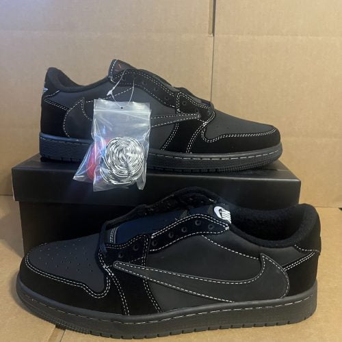 Jordan 1 Retro Low OG SP Travis Scott Black Phantom photo review