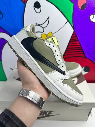 Jordan 1 Retro Low Golf Travis Scott Neutral Olive photo review