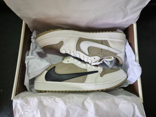 Jordan 1 Retro Low Golf Travis Scott Neutral Olive photo review