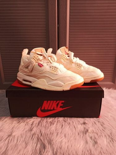 Jordan 4 Retro Levi's White photo review