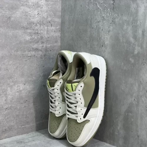 Jordan 1 Retro Low Golf Travis Scott Neutral Olive photo review