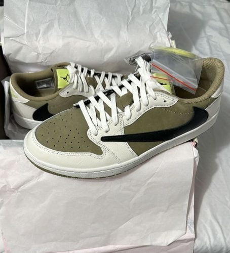 Jordan 1 Retro Low Golf Travis Scott Neutral Olive photo review