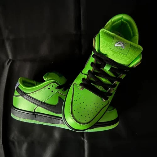 Nike SB Dunk Low Powerpuff Girls Buttercup photo review