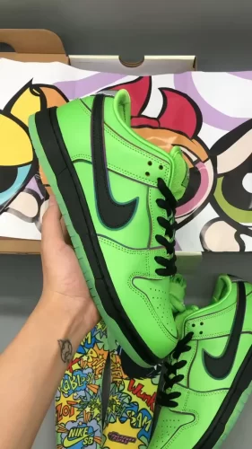 Nike SB Dunk Low Powerpuff Girls Buttercup photo review