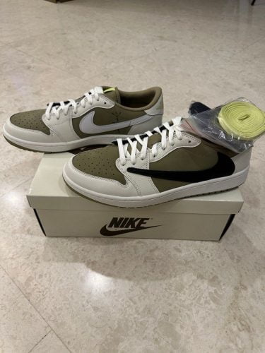 Jordan 1 Retro Low Golf Travis Scott Neutral Olive photo review