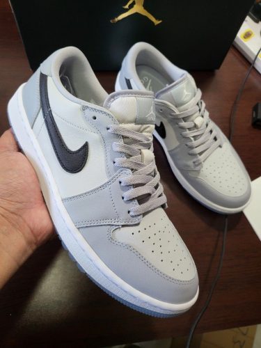 Jordan 1 Retro Low Golf Wolf Grey photo review