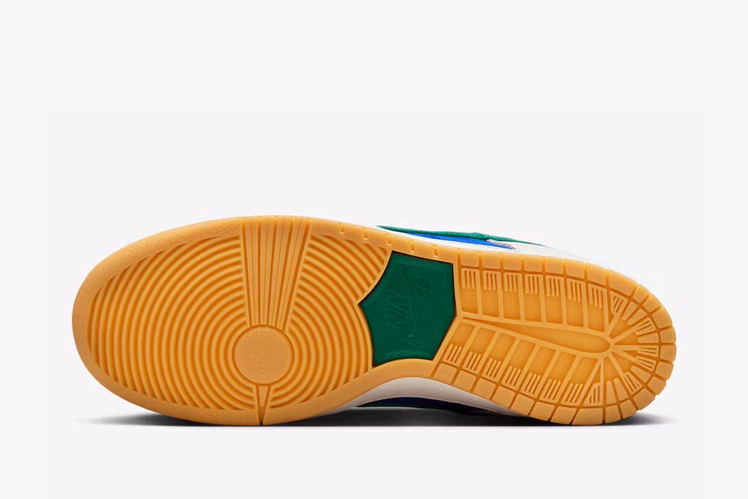 Nike SB Dunk Low Hyper Royal Malachite - Image 5