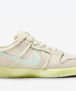 Alternative view of Nike SB Dunk Low Mummy