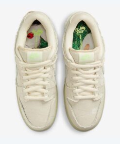 Nike SB Dunk Low Mummy - DM0774-111