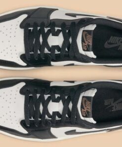 Alternative view of Jordan 1 Low OG Mocha