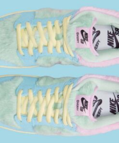 Alternative view of Nike SB Dunk Low Verdy Visty