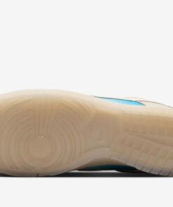 Dunk Low SE LA HQ3621-133