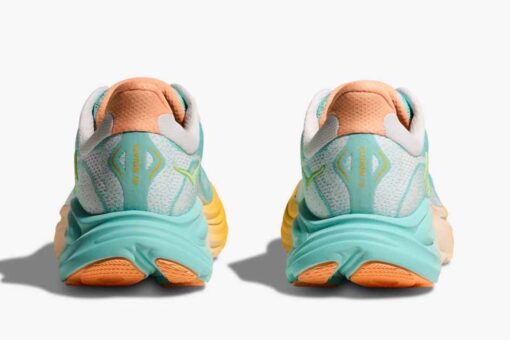 HOKA Clifton 10 Run Club Pack 1162031-BPRK