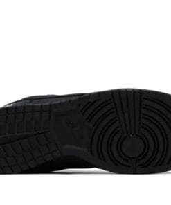 Nike SB Dunk Low Supreme 94 Black HQ8487-001