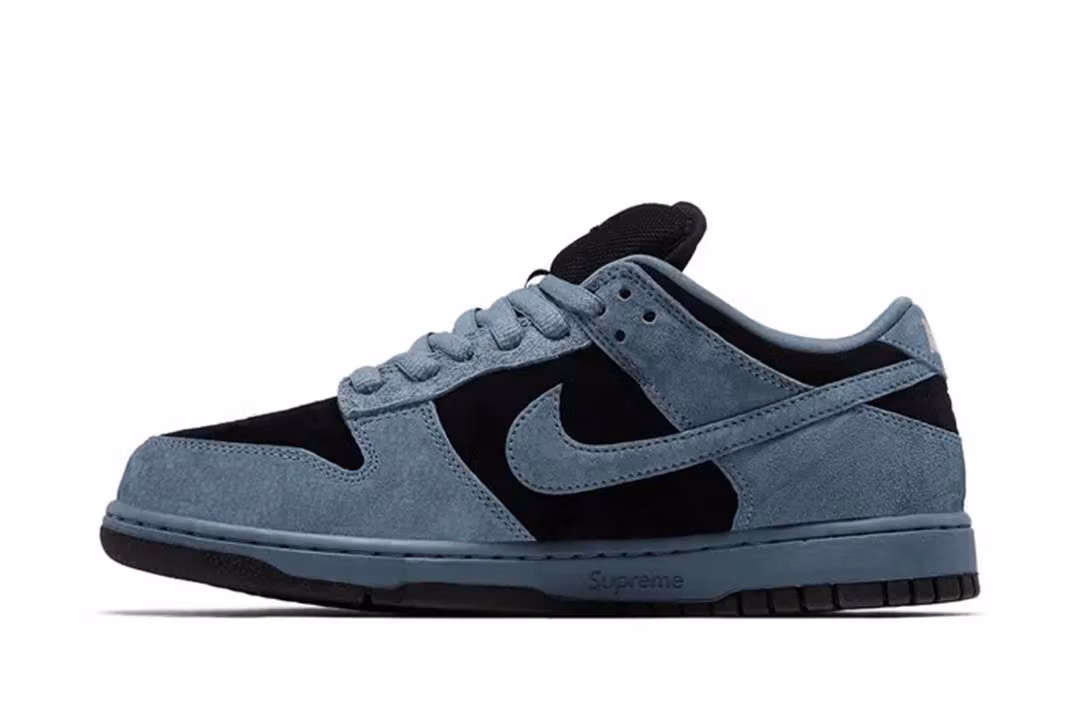 SB Dunk Low Supreme 94 Ocean Fog HQ8487-400