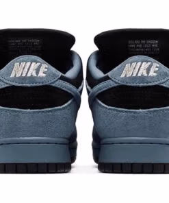 SB Dunk Low Supreme 94 Ocean Fog HQ8487-400