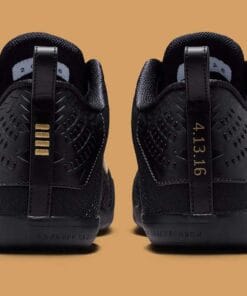 Kobe 11 Elite Low Protro Fade to Black IM4260-001
