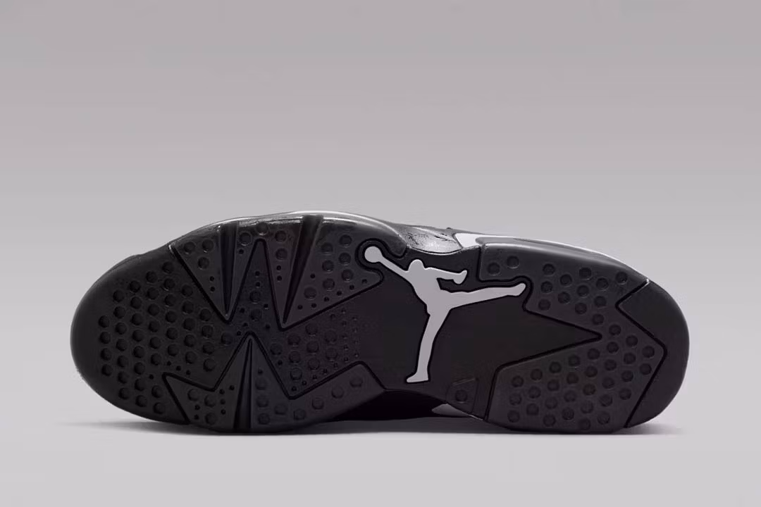 Jordan 6 Retro Cap and Gown IR2266-010