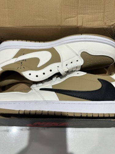 Jordan 1 Retro Low Golf Travis Scott Neutral Olive photo review