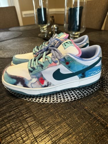 SB Dunk Low x Futura Laboratories photo review