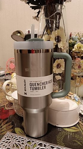 Stainless Steel Shale Stanley 40 Oz. Quencher H2.0 FlowState Stainless Steel Vacuum Insulated Tumbler photo review